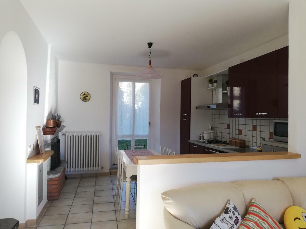 Valbrona Casa Gabryヴィラ エクステリア 写真